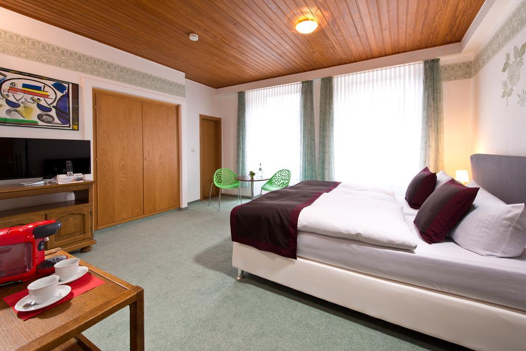 Hotel Ellenzer Goldbäumchen Ellenz-Poltersdorf